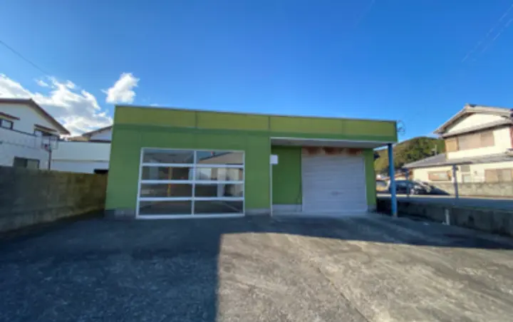 パンクチュアル須崎本社 Before